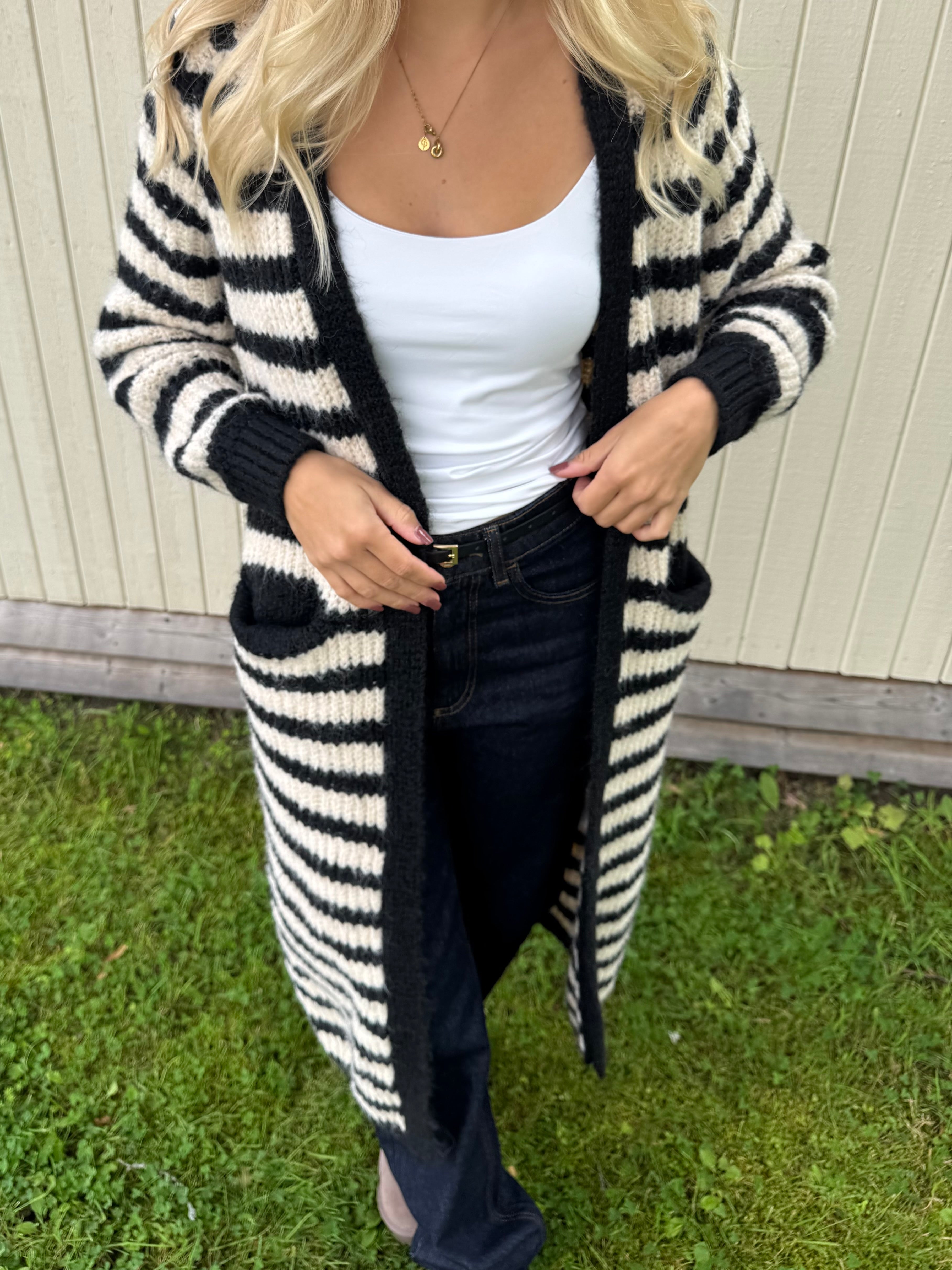 OBJMILU Knit Cardigan - Black